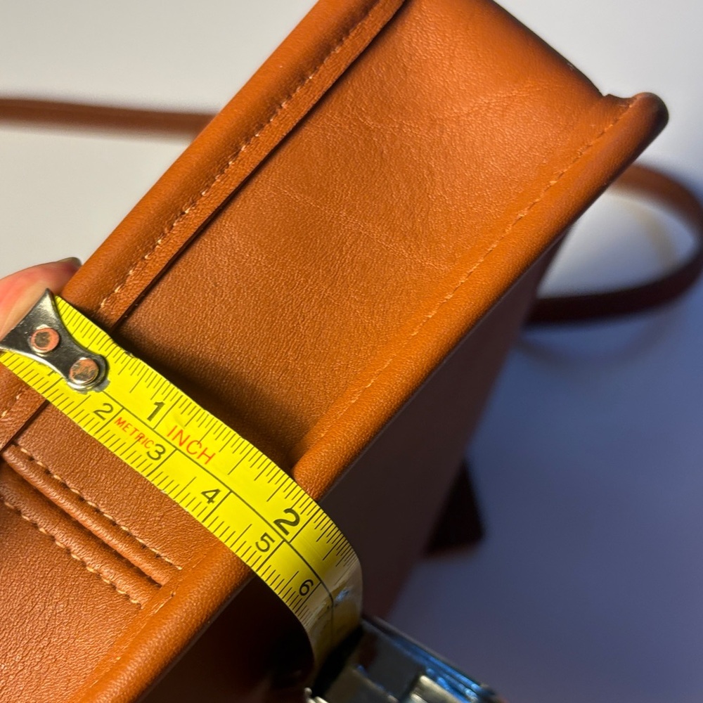 Vintage Coach Station Crossbody Bag - British Tan- never used!!! - Picture 13 of 14